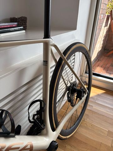 Used Orbea ORCA M30 2025 2025 Road & Gravel, White — image 10 of 10