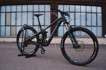 Canyon, Canyon Strive CFR