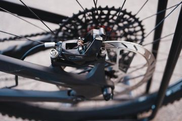 Tweedehands Canyon Strive CFR 2023 Mountainbike — afbeelding 3 van 4