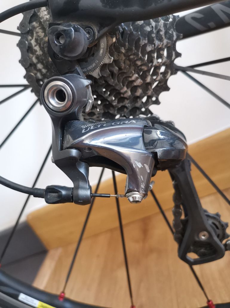 Used Canyon Ultimate Shimano Ultegra 2015 Road & Gravel, Black — image 11 of 11