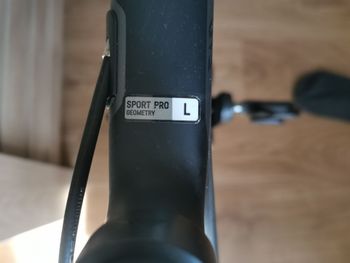 Used Canyon Ultimate Shimano Ultegra 2015 Road & Gravel, Black — image 2 of 11