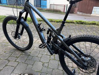 Used Trek Trek Slash 9 GX AXS 2024 Mountainbike, Light Gray — image 7 of 7