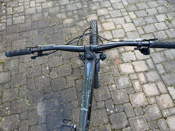 Used Trek Trek Slash 9 GX AXS 2024 Mountainbike, Light Gray — image 5 of 7