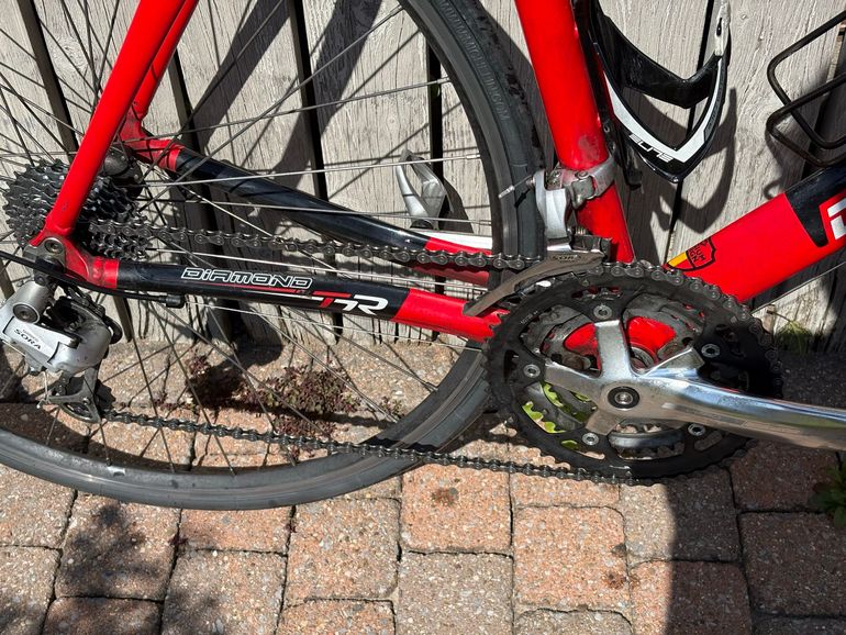 Used Diamond Diamond Custom Shimano Sora 2016 Road & Gravel, Rojo — image 3 of 4