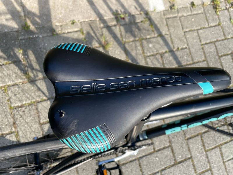 Used Bianchi Pista Urban, Black — image 3 of 5