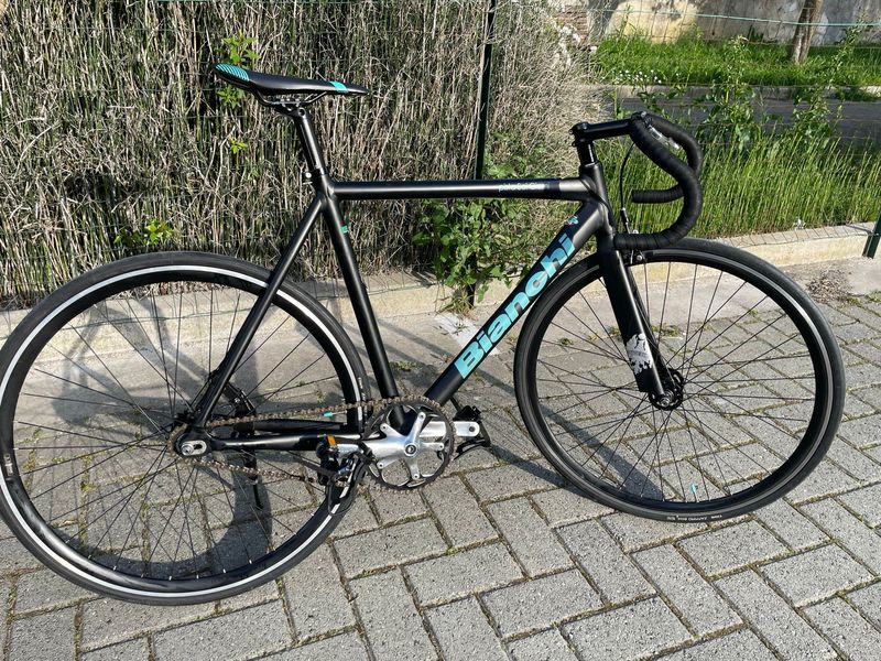 Used Bianchi Pista Urban, Black — image 1 of 5
