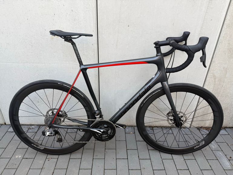 Used Cannondale Synapse Carbon Disc RED eTap 2019 2019 Road & Gravel — image 1 of 10