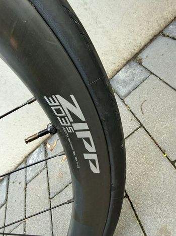 Used Cannondale Synapse Carbon Disc RED eTap 2019 2019 Road & Gravel — image 6 of 10