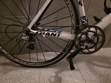 Used Giant Tcr SRAM Force 2018 Road & Gravel, White — image 10 of 11