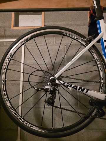 Used Giant Tcr SRAM Force 2018 Road & Gravel, White — image 4 of 11