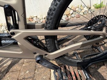 Used Santa Cruz Santa Cruz Megatower 2 2023 Mountainbike, Orange — image 8 of 11