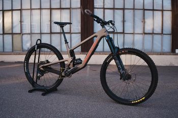 Used Santa Cruz Santa Cruz Megatower 2 2023 MTB