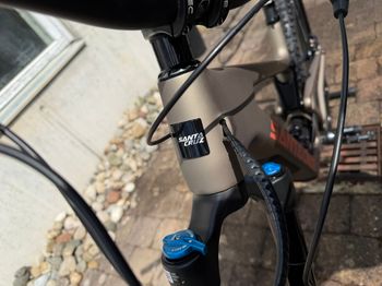 Used Santa Cruz Santa Cruz Megatower 2 2023 Mountainbike, Orange — image 6 of 11