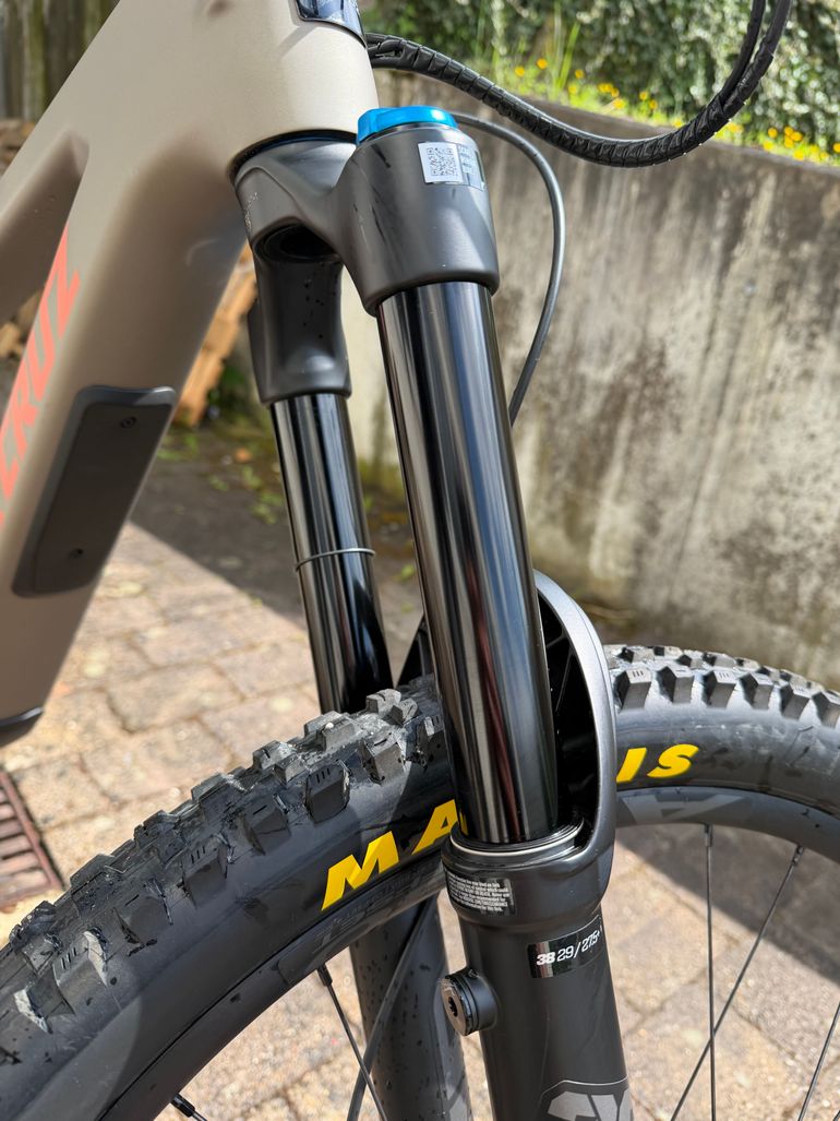 Used Santa Cruz Santa Cruz Megatower 2 2023 Mountainbike, Orange — image 11 of 11