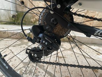 Used LOMBARDO Custom Shimano Tourney 2019 Urban, Black — image 3 of 5