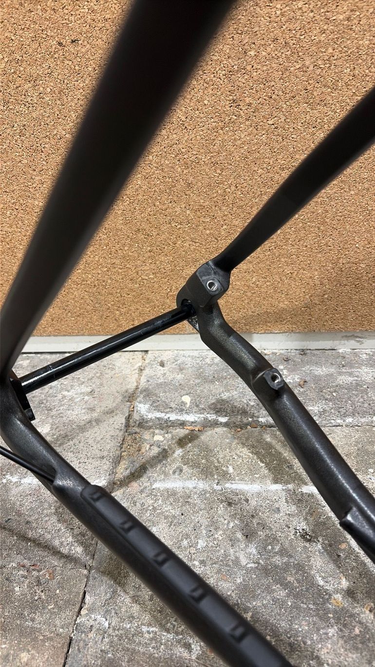 Used Orbea ALMA CARBON 2024 Frameset 2024 Mountainbike, Black, 29 — image 6 of 10