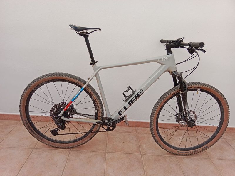Gebrauchtes CUBE REACTION C:62 PRO 2021 2021 Mountainbike, Hellgrau, 29 — Bild 6 von 7
