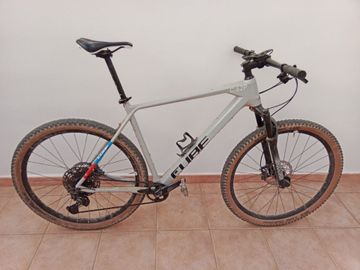 Gebrauchtes CUBE REACTION C:62 PRO 2021 2021 Mountainbike, Hellgrau, 29 — Bild 2 von 7
