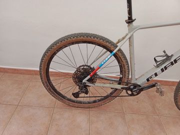 Gebrauchtes CUBE REACTION C:62 PRO 2021 2021 Mountainbike, Hellgrau, 29 — Bild 3 von 7
