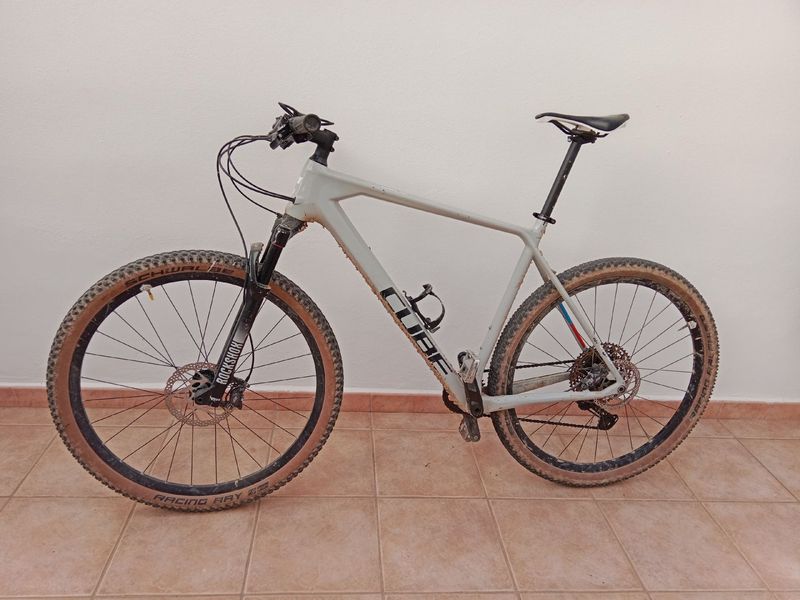 Gebrauchtes CUBE REACTION C:62 PRO 2021 2021 Mountainbike, Hellgrau, 29 — Bild 4 von 7