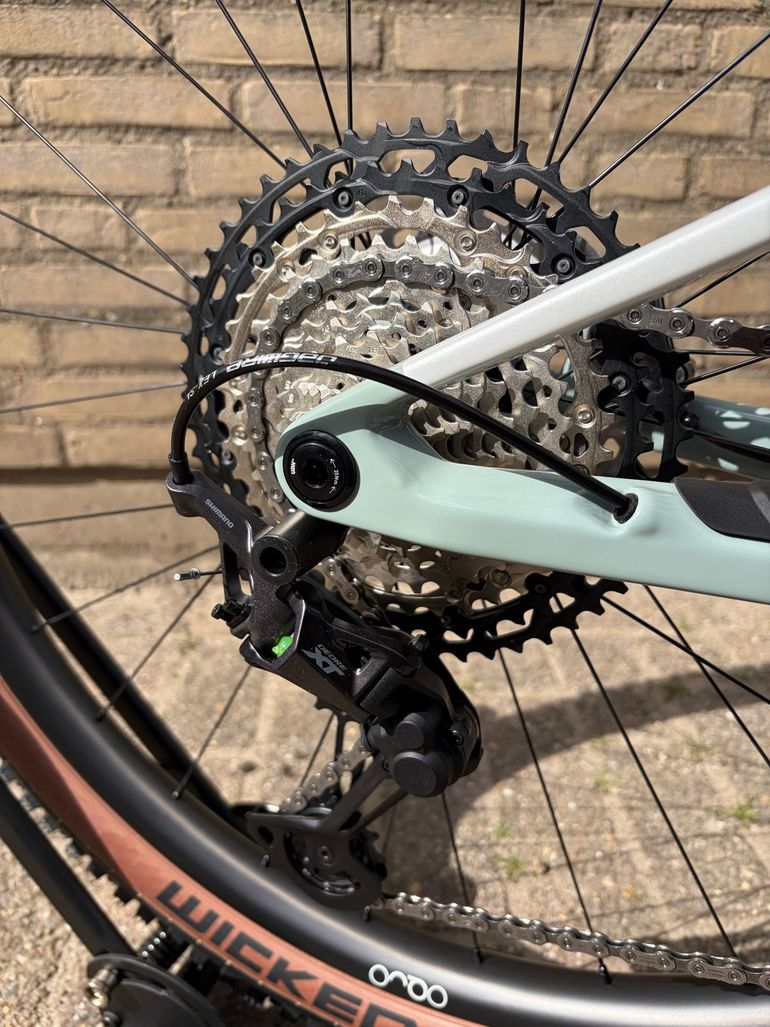 Used Orbea Oiz Shimano Deore XT 2025 Mountainbike, Hellgrau — image 3 of 9