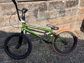 Used Wethepeople Custom Other 2018 Youth, Green — image 4 of 8