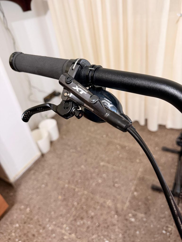 Used Specialized Stumpjumper SRAM GX Eagle 2019 Mountainbike, Orange — image 6 of 9