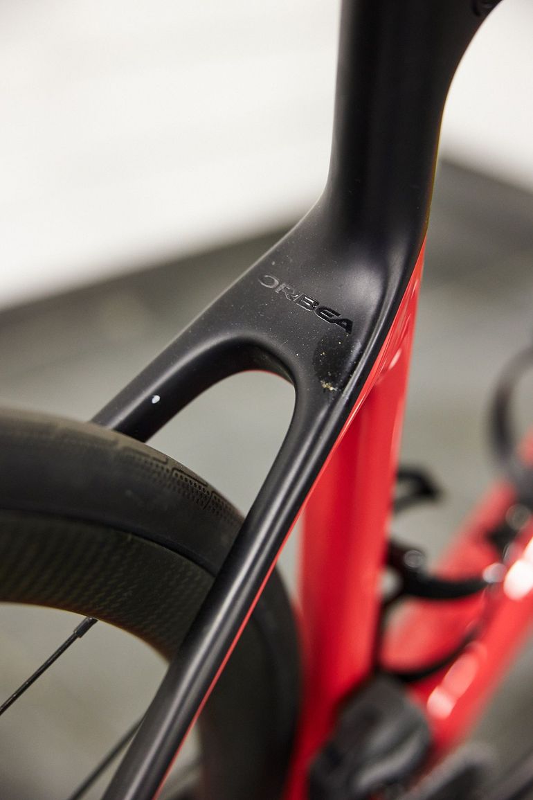 Used Orbea ORCA M21eTEAM 2022 2022 Road & Gravel, Rot — image 7 of 11