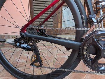 Cannondale SuperSix EVO Shimano Dura Ace Di2 2024 Road & Gravel usato, Rosso — immagine 12 di 13