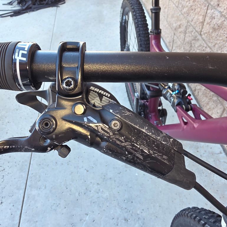 Used Specialized Status 140 2022 2022 Mountainbike — image 12 of 27