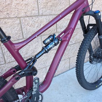 Used Specialized Status 140 2022 2022 Mountainbike — image 15 of 27