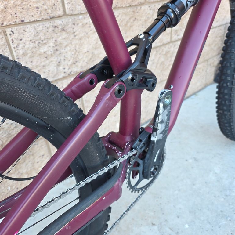 Used Specialized Status 140 2022 2022 Mountainbike — image 16 of 27