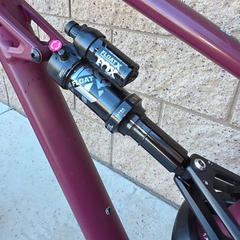 Used Specialized Status 140 2022 2022 Mountainbike — image 23 of 27