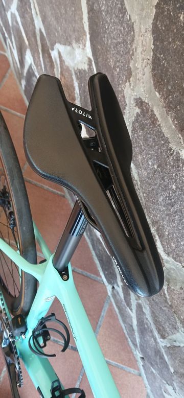 Brugt Bianchi Sprint 105 Di2 2025 2025 Road & Gravel — billede 6 af 6