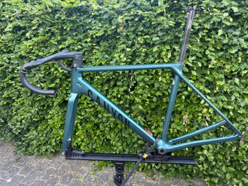 Used Canyon Ultimate CF SLX 9 Disc Di2 2023 Frameset 2023 Road & Gravel, Blue — image 2 of 7