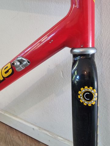 Used Cannondale Custom Frameset 2001 Road & Gravel, Red — image 5 of 8