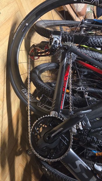 Used Specialized Venge SRAM Red eTap 2015 Road & Gravel, Schwarz — image 7 of 10