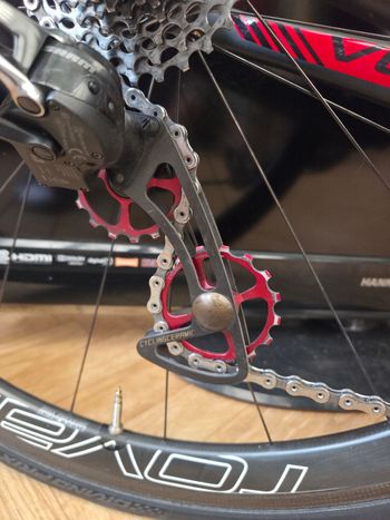 Used Specialized Venge SRAM Red eTap 2015 Road & Gravel, Schwarz — image 9 of 10