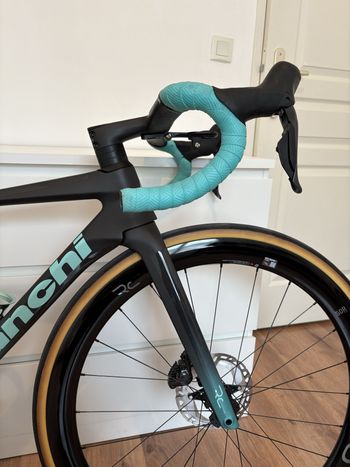 Used Bianchi Specialissima Shimano Ultegra Di2 2025 Road & Gravel, Schwarz — image 12 of 16
