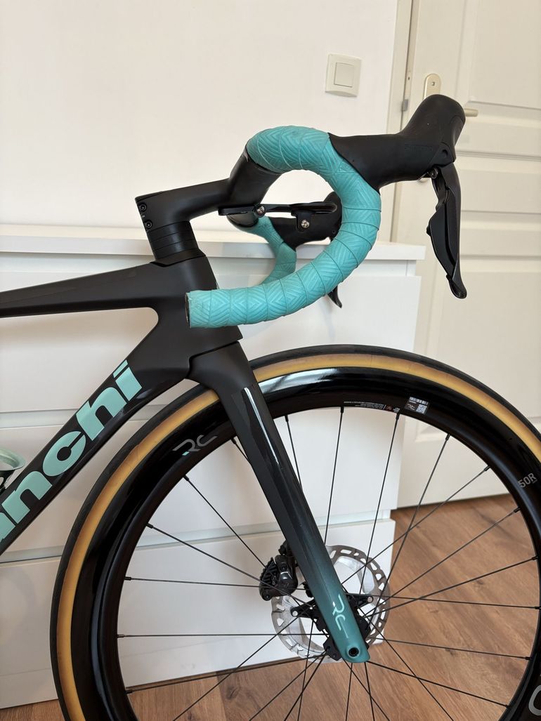 Used Bianchi Specialissima Shimano Ultegra Di2 2025 Road & Gravel, Schwarz — image 12 of 16