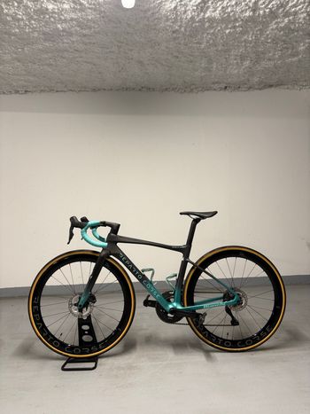 Bianchi, Specialissima Shimano Ultegra Di2