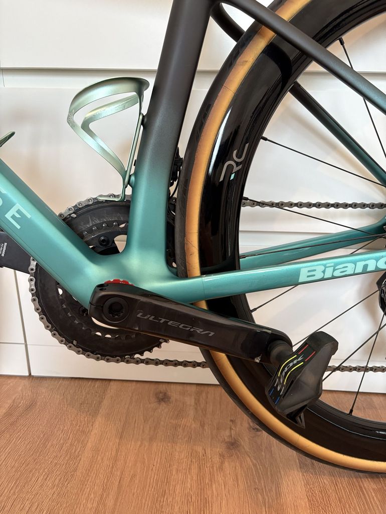 Used Bianchi Specialissima Shimano Ultegra Di2 2025 Road & Gravel, Schwarz — image 10 of 16