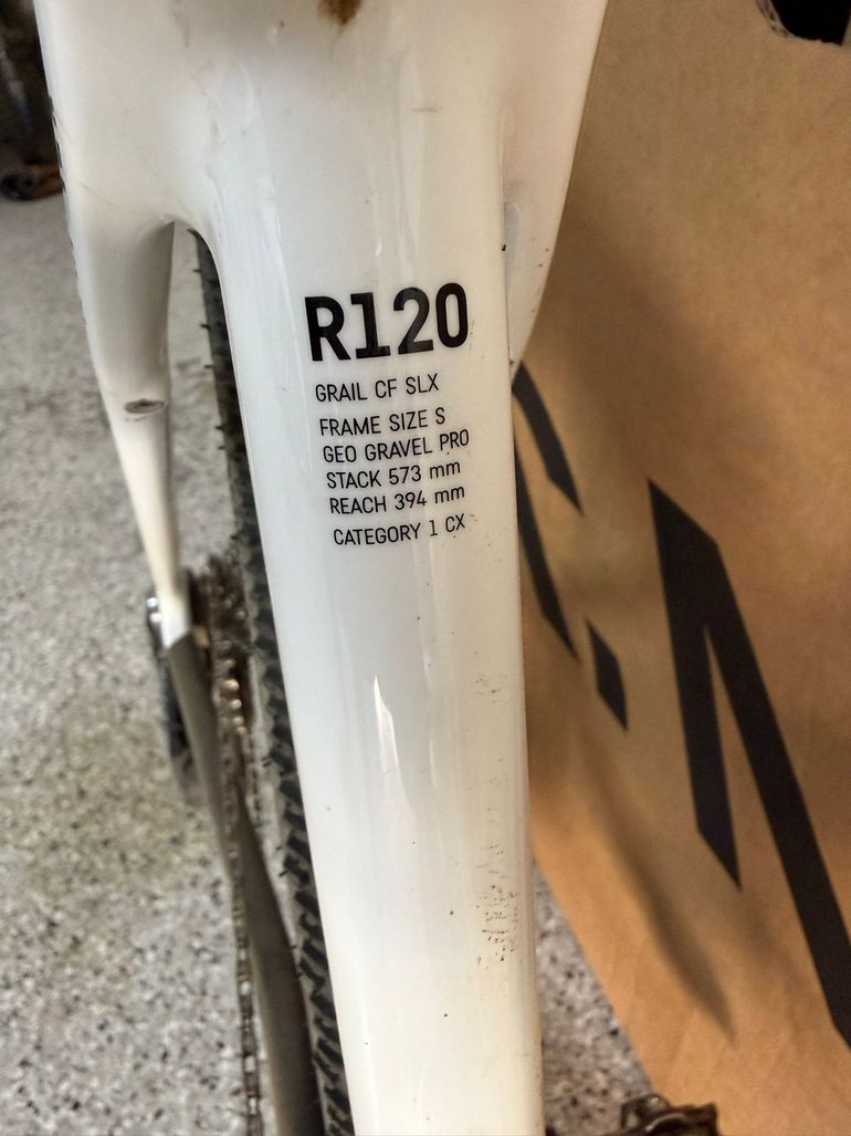 Used Canyon Grail CF SLX 8 Rift 2026 2026 Road & Gravel, White — image 6 of 9