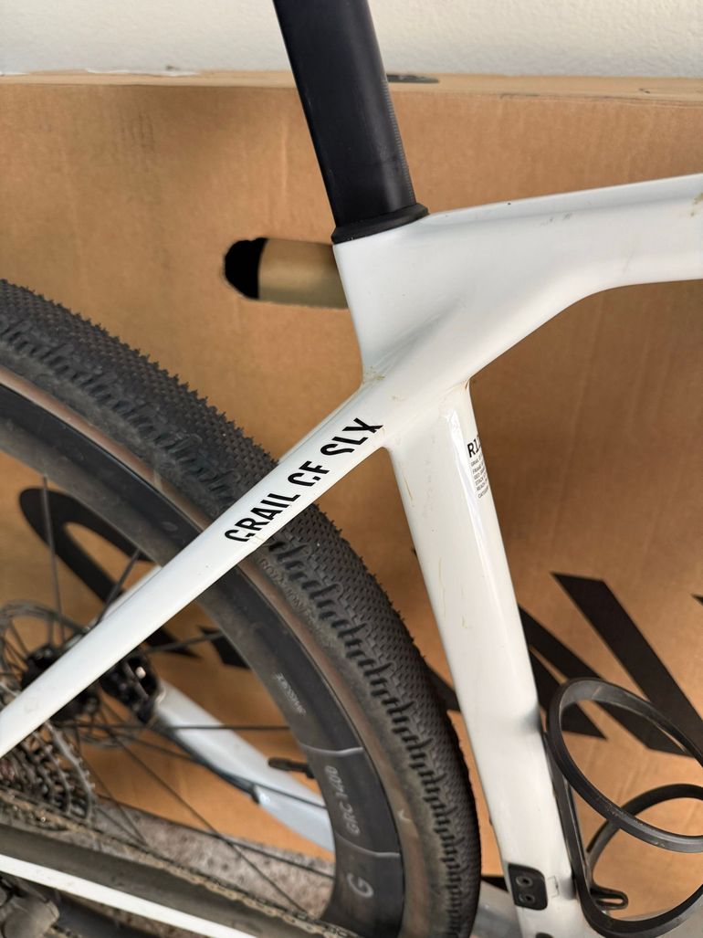 Used Canyon Grail CF SLX 8 Rift 2026 2026 Road & Gravel, White — image 5 of 9