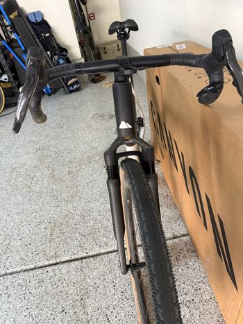 Used Canyon Grail CF SLX 8 Rift 2026 2026 Road & Gravel, White — image 4 of 9