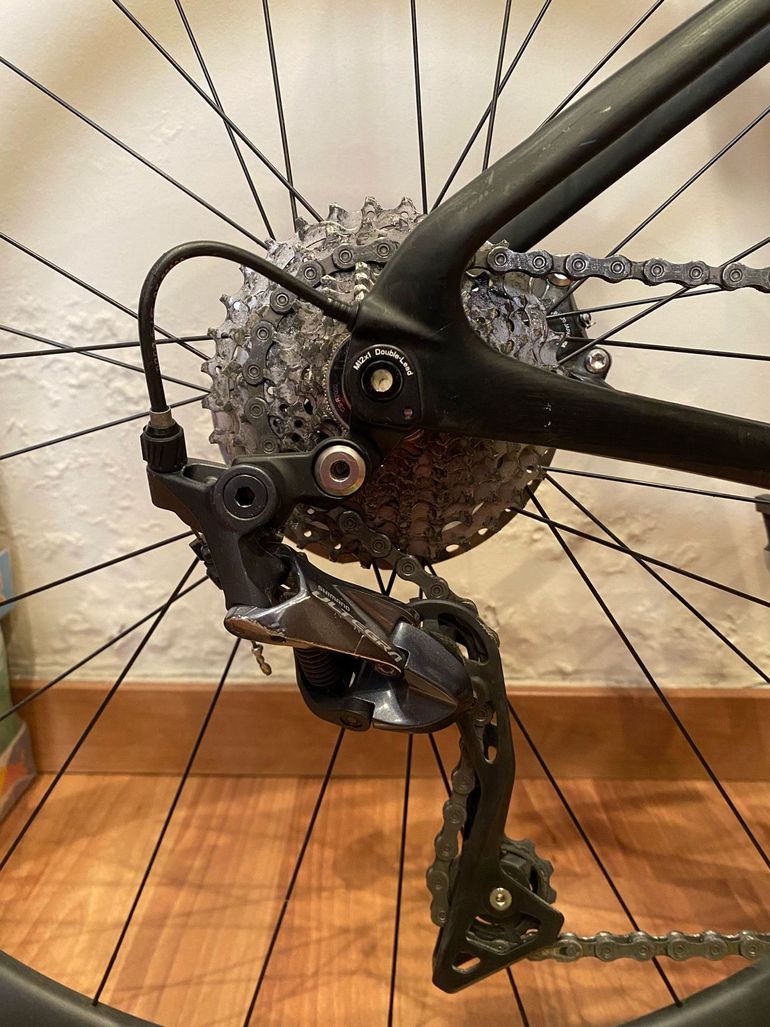 Used Cannondale SuperSix EVO Carbon Disc Ultegra 2022 2022 Road & Gravel, Black — image 2 of 3