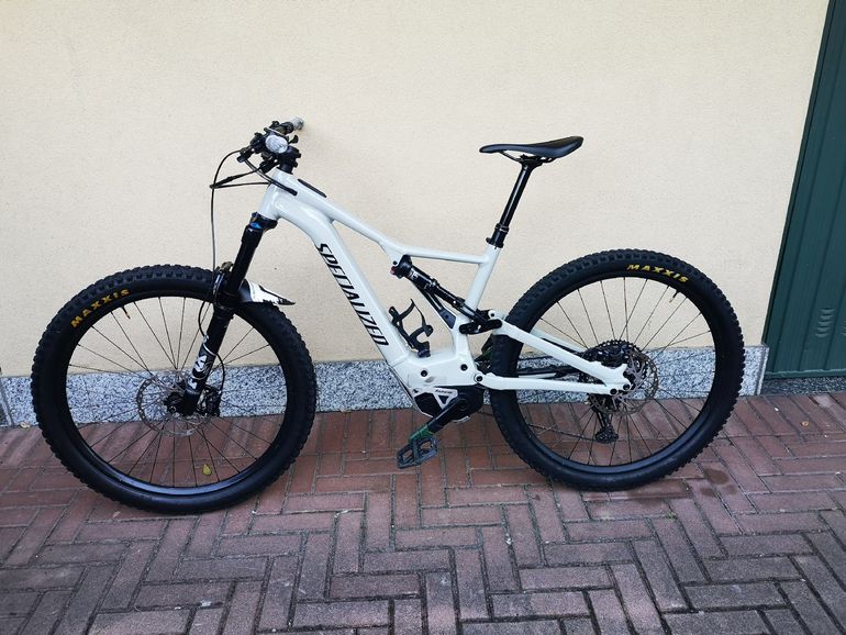 Used Specialized Turbo Levo Comp 2021 2021 Mountainbike, White, 29 — image 1 of 13