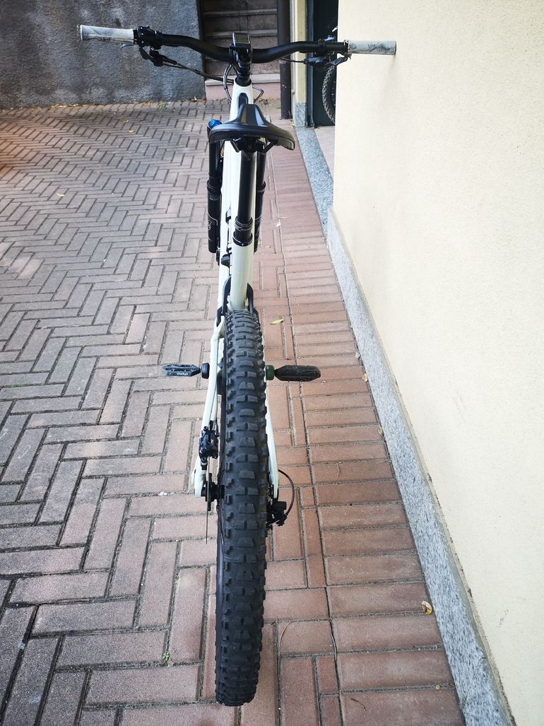 Used Specialized Turbo Levo Comp 2021 2021 Mountainbike, White, 29 — image 7 of 13