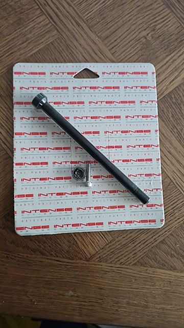 Intense M29 SRAM X01 DH 2022 Mountainbike usato, Nero — immagine 5 di 5