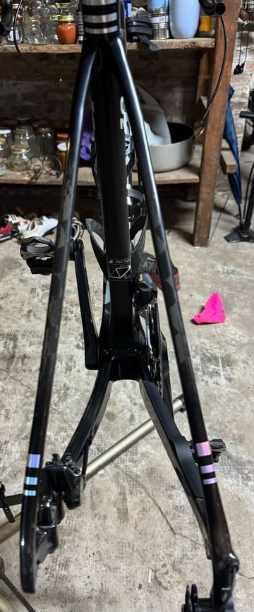 Used Factor O2 VAM - Frameset Premium 2023 Frameset 2023 Road & Gravel, Black — image 2 of 16